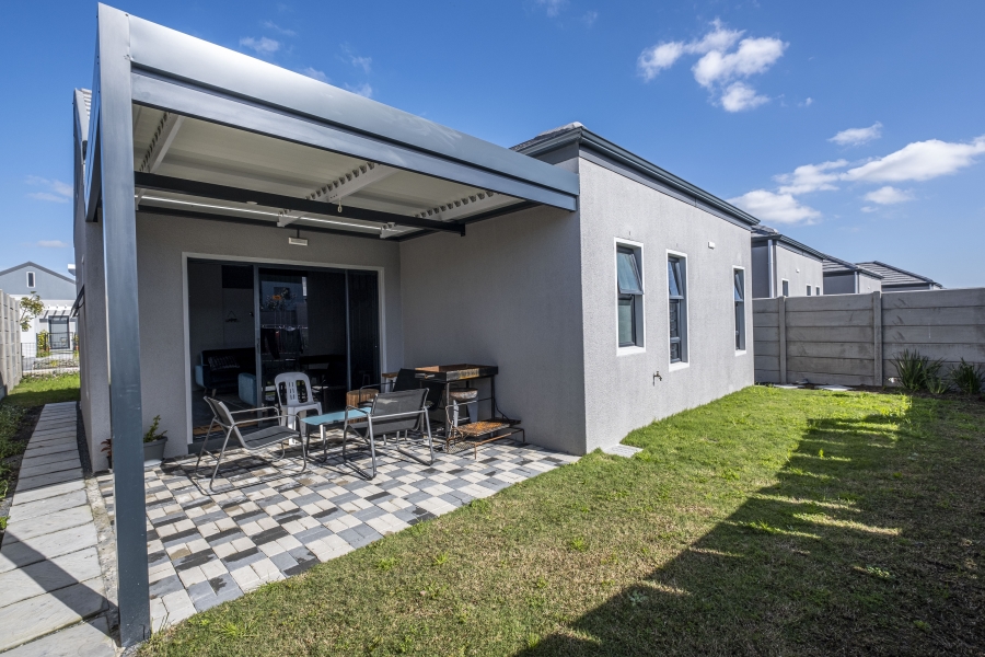 3 Bedroom Property for Sale in Burgundy Estate Western Cape